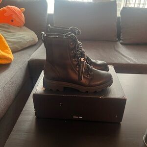 New in Box Sorel boots